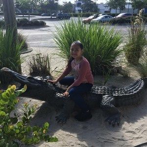 Meet your Posher, Martinez